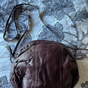 Elegant Brown Leather Shoulder Bag